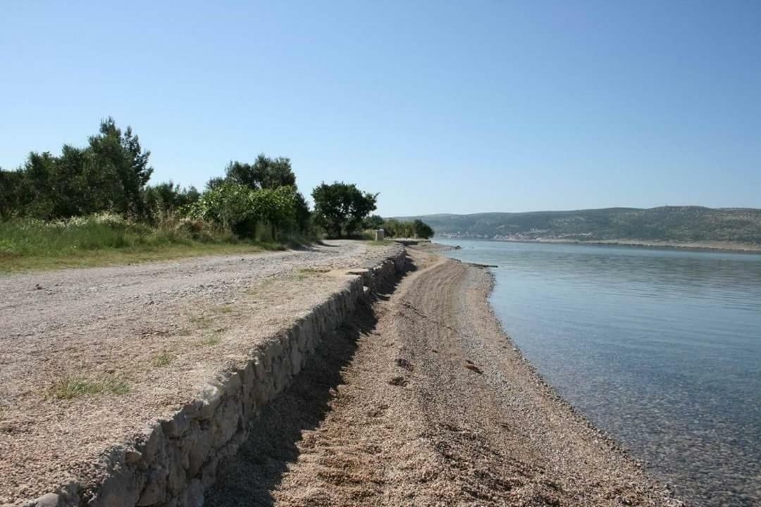 Apartmani Korina Starigrad Paklenica Exterior foto