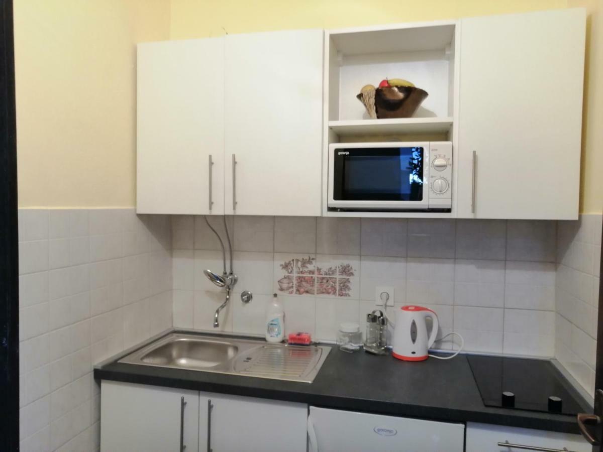 Apartmani Korina Starigrad Paklenica Exterior foto